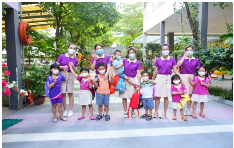 TRƯỜNG MẦM NON PHÚ ĐÔNG LOTUS CHÀO ĐÓN HỌC SINH NHẬP HỌC