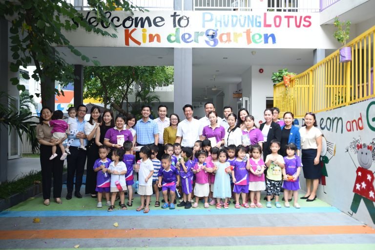 PHÚ ĐÔNG GROUP CHÚC MỪNG CÁC THẦY CÔ TRƯỜNG PHÚ ĐÔNG LOTUS NHÂN NGÀY NHÀ GIÁO VIỆT NAM 20.11