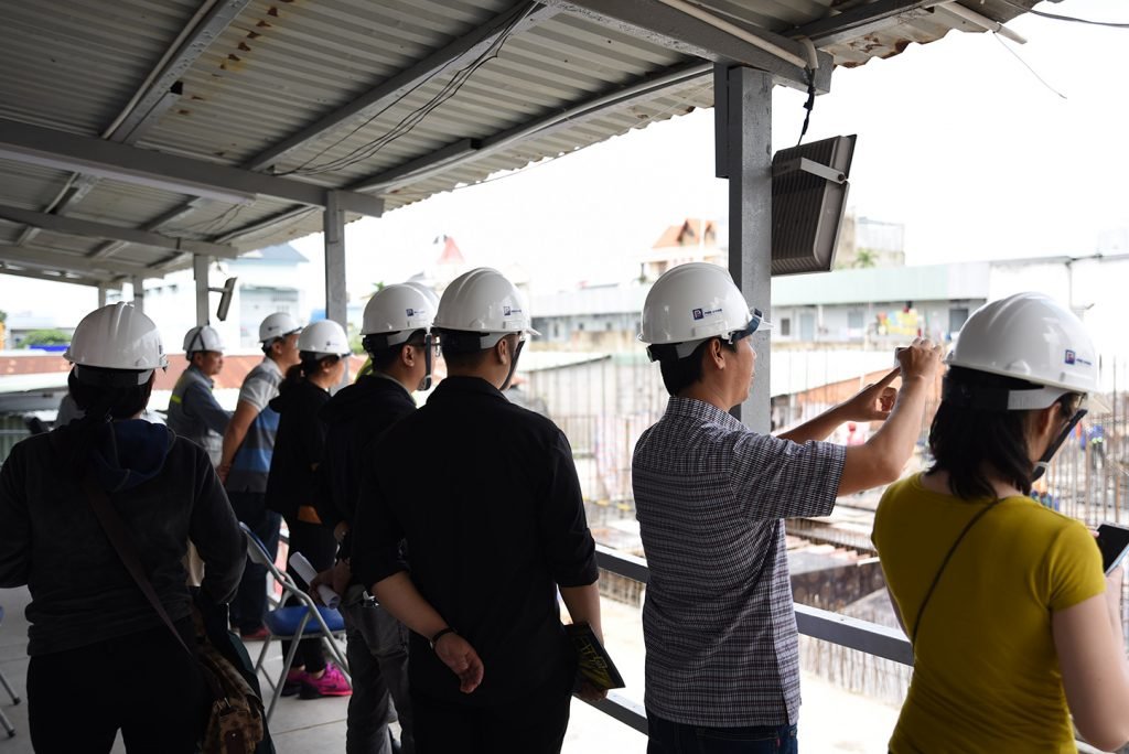 KHÁCH HÀNG PHÚ ĐÔNG PREMIER THAM GIA GIÁM SÁT TIẾN ĐỘ, CHẤT LƯỢNG XÂY DỰNG DỰ ÁN