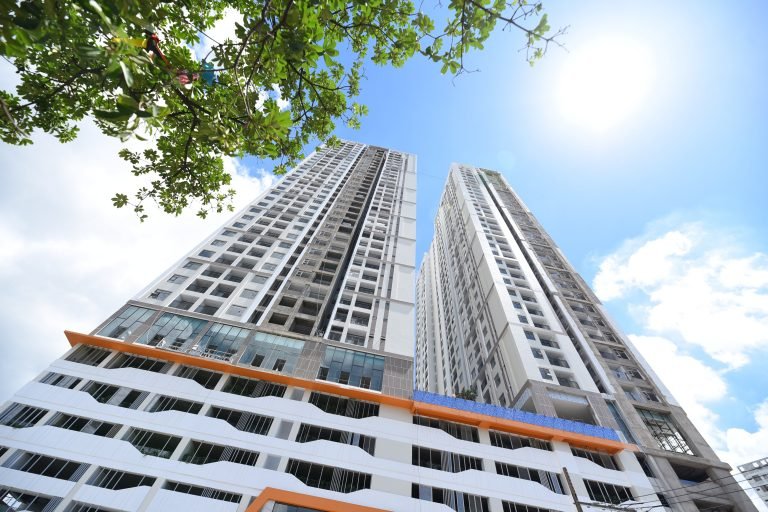 MUA BẤT ĐỘNG SẢN ĐỂ Ở GIA TĂNG, ĐẦU CƠ GIẢM