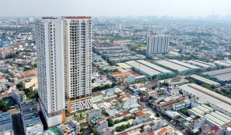 LỰC ĐẨY NÀO CHO THỊ TRƯỜNG BĐS NĂM 2021?