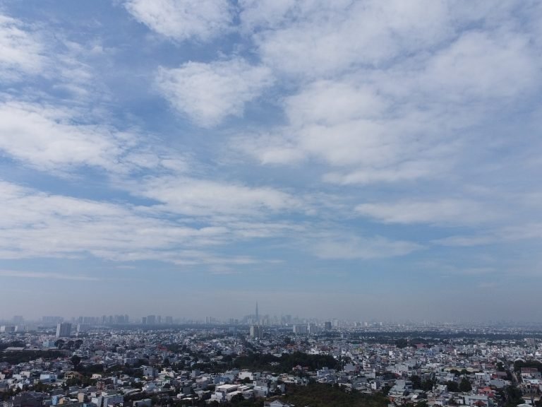 LÝ DO GIÁ NHÀ, ĐẤT TĂNG BẤT CHẤP DỊCH COVID-19