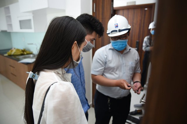 CÁC DOANH NGHIỆP BẤT ĐỘNG SẢN ỨNG PHÓ THẾ NÀO VỚI CHỈ THỊ 10 KHÔNG THỜI HẠN CỦA TP.HCM?