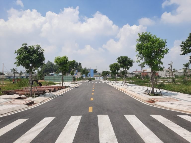 BĐS VEN SÀI GÒN RỤC RỊCH BUNG HÀNG “ĐÓN SÓNG” THỊ TRƯỜNG HẬU COVID-19