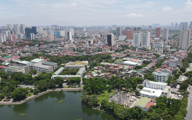 GIÁ BẤT ĐỘNG SẢN TĂNG “PHI MÃ”, NGƯỜI MUA NHÀ Ở THỰC CÓ NÊN MUA TRONG LÚC NÀY