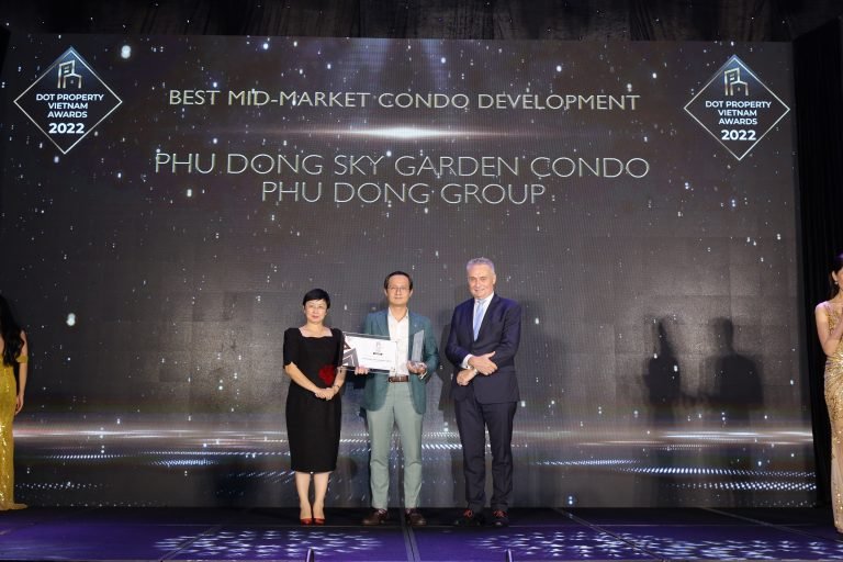 DỰ ÁN CỦA PHÚ ĐÔNG GROUP ĐƯỢC VINH DANH CĂN HỘ TẦM TRUNG TỐT NHẤT