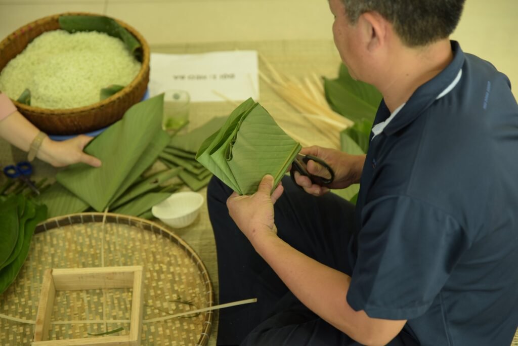 CUỘC THI GÓI GÓI BÁNH CHƯNG VÀ BÁNH TÉT CỦA PHÚ ĐÔNG GROUP