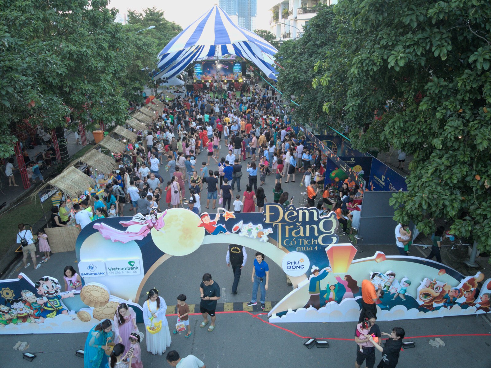 ĐÊM TRĂNG CỔ TÍCH: MỘT MÙA TRUNG THU Ý NGHĨA VÀ TRÒN ĐẦY YÊU THƯƠNG