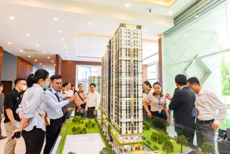 Độ tuổi mua nhà của người Việt đang được trẻ hóa